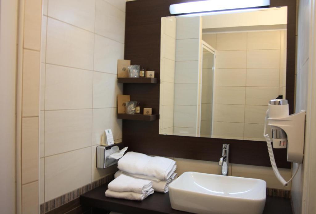 B&B Hotel Le Havre Centre Gare Quarto foto